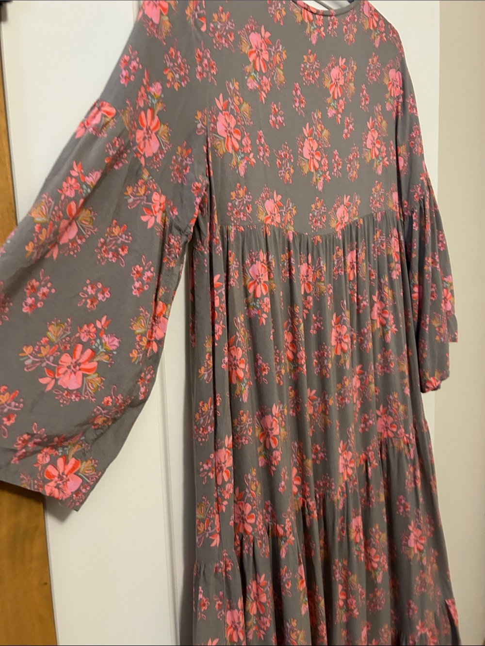 NATURAL LIFE Charlotte Gray Maxi Dress with Pink Floral Print Bell Sleeve - Picture 9 of 10